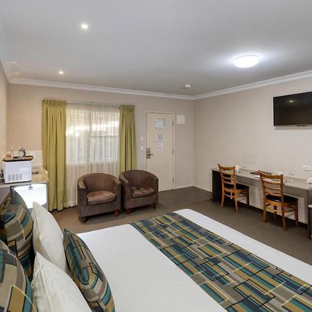Drovers Motor Inn Dalby Bagian luar foto