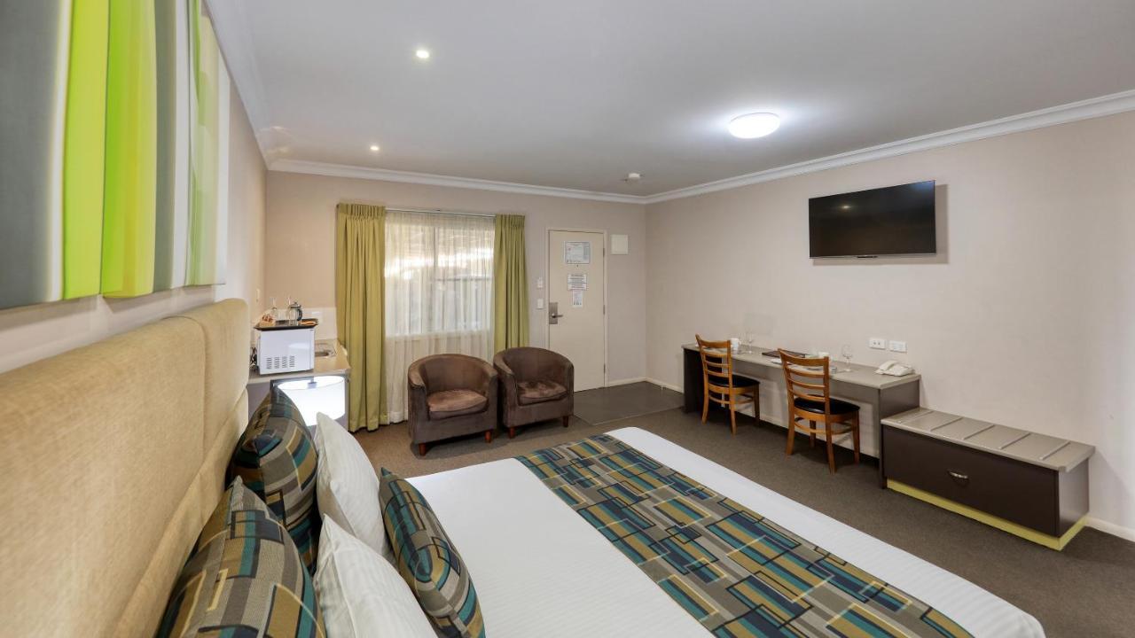 Drovers Motor Inn Dalby Bagian luar foto