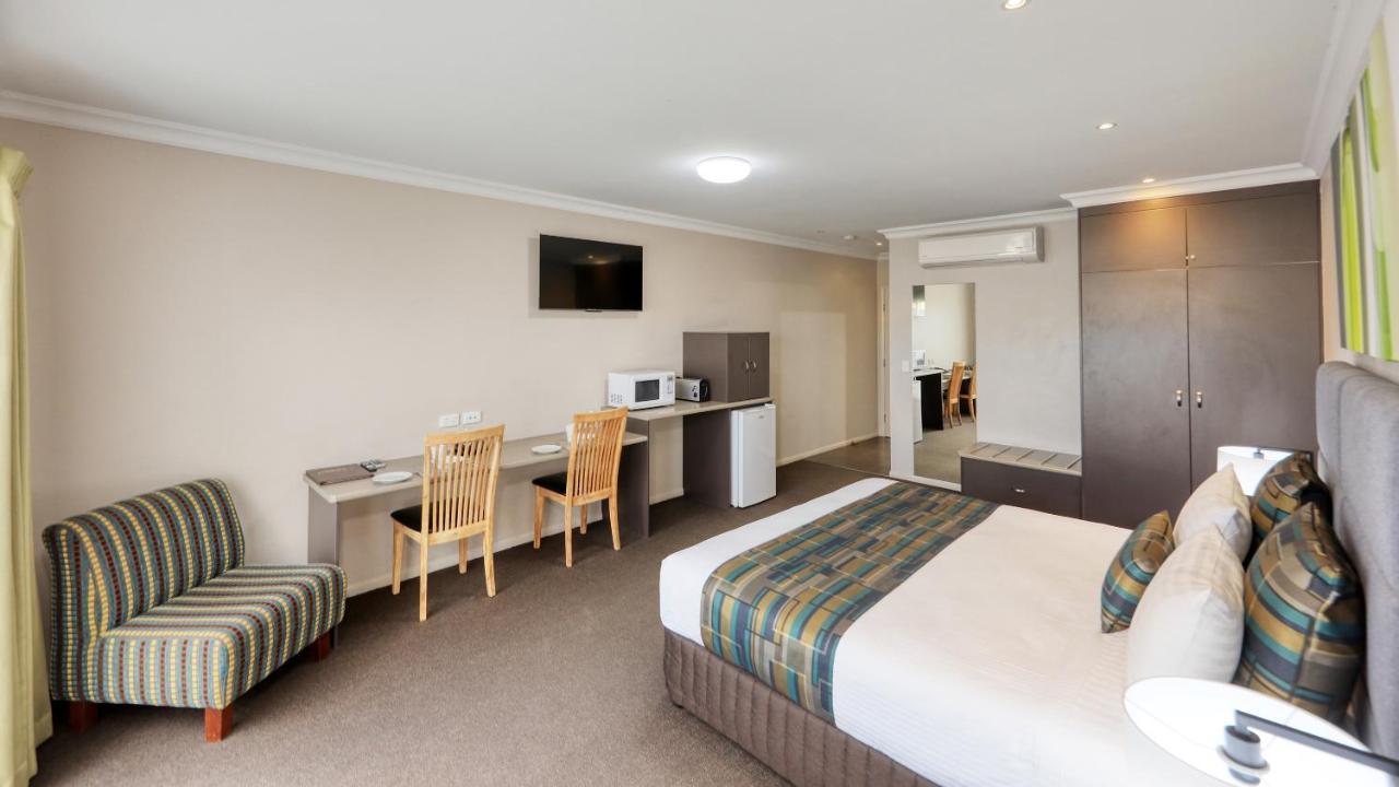 Drovers Motor Inn Dalby Bagian luar foto