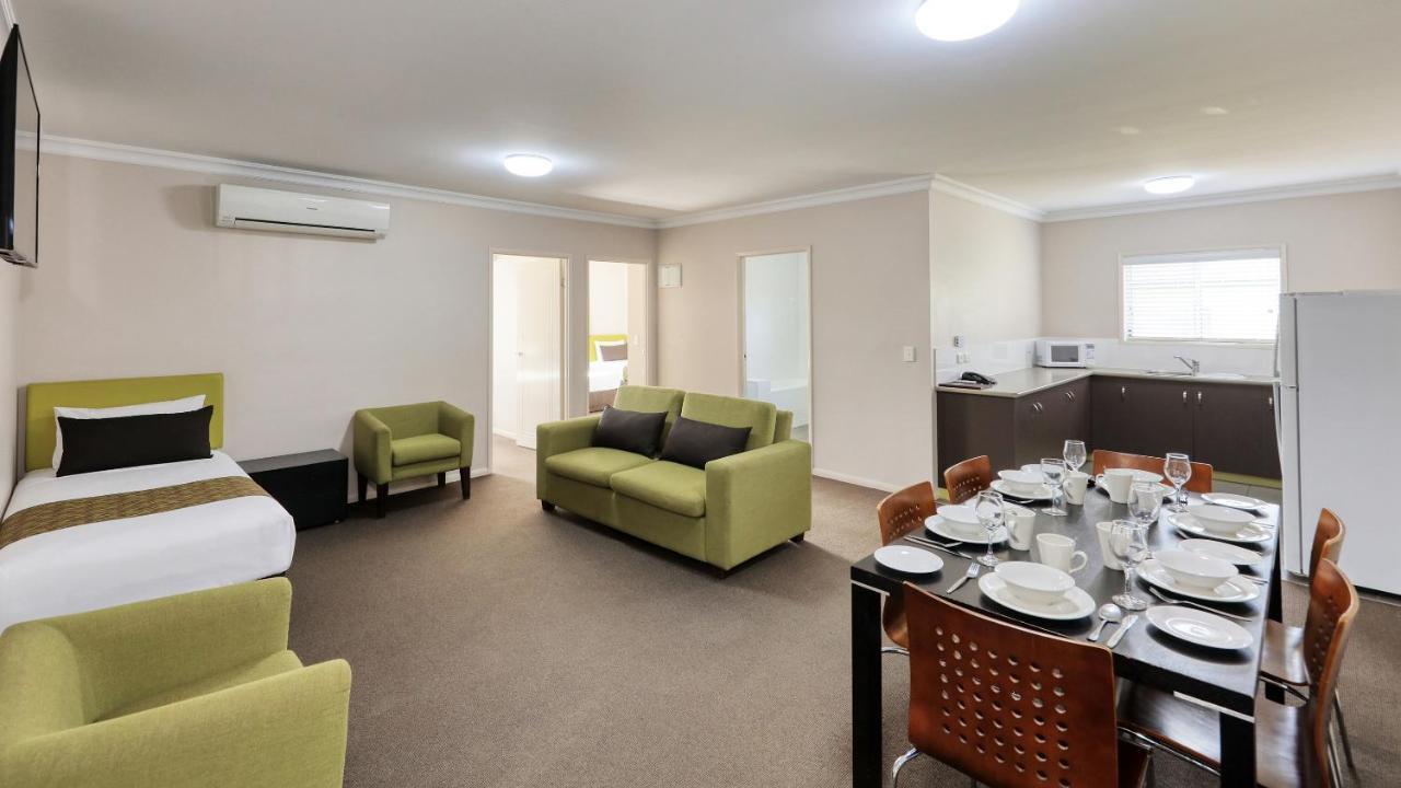 Drovers Motor Inn Dalby Bagian luar foto