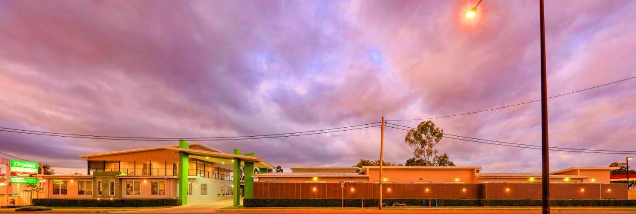 Drovers Motor Inn Dalby Bagian luar foto