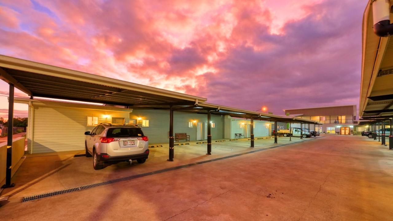 Drovers Motor Inn Dalby Bagian luar foto