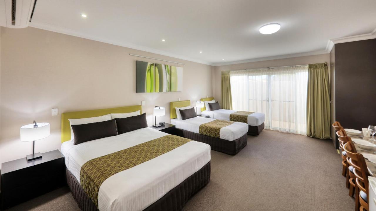 Drovers Motor Inn Dalby Bagian luar foto